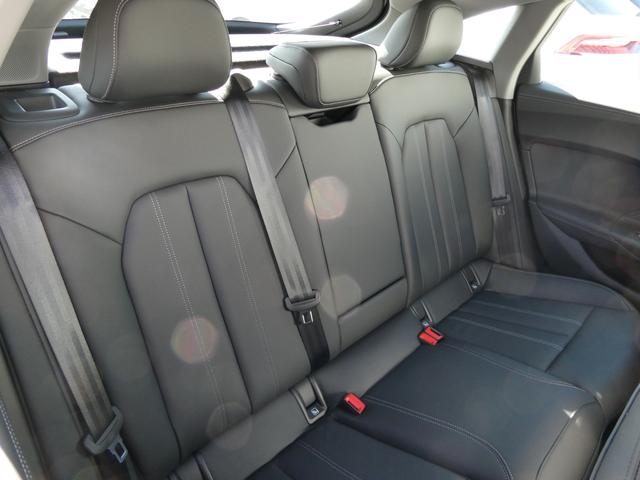 A5 TFSI 110kW 弊社試乗車 メーター一体式ナビゲーション マトリクスLEDヘッドライト ワイヤレスチャージング フルレザーシート 3ゾーンオートエアコン オートマチックテールゲート アコースティックガラス ACC(10枚目)