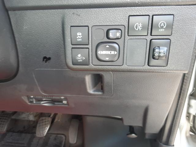 タウンエーストラック DX Xエディション 4WD 5速マニュアル車 エアコン パワステ 両席エアバッグ AMFMラジオ ライトレベライザー 車検R8年7月17日 走行25634キロ 取扱説明書(14枚目)