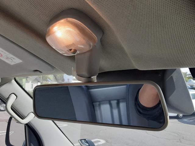 タウンエーストラック DX Xエディション 4WD 5速マニュアル車 エアコン パワステ 両席エアバッグ AMFMラジオ ライトレベライザー 車検R8年7月17日 走行25634キロ 取扱説明書(27枚目)