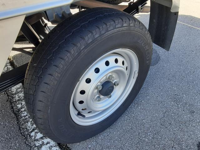 タウンエーストラック DX Xエディション 4WD 5速マニュアル車 エアコン パワステ 両席エアバッグ AMFMラジオ ライトレベライザー 車検R8年7月17日 走行25634キロ 取扱説明書(45枚目)