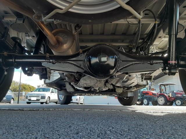 タウンエーストラック DX Xエディション 4WD 5速マニュアル車 エアコン パワステ 両席エアバッグ AMFMラジオ ライトレベライザー 車検R8年7月17日 走行25634キロ 取扱説明書(47枚目)