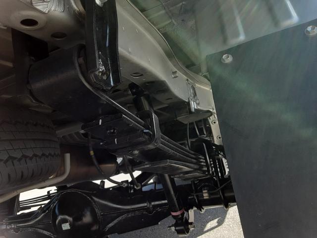 タウンエーストラック DX Xエディション 4WD 5速マニュアル車 エアコン パワステ 両席エアバッグ AMFMラジオ ライトレベライザー 車検R8年7月17日 走行25634キロ 取扱説明書(49枚目)