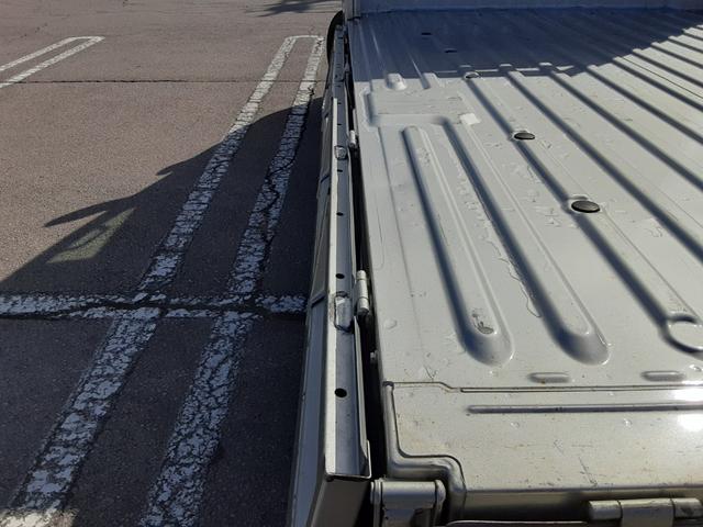 タウンエーストラック DX Xエディション 4WD 5速マニュアル車 エアコン パワステ 両席エアバッグ AMFMラジオ ライトレベライザー 車検R8年7月17日 走行25634キロ 取扱説明書(67枚目)