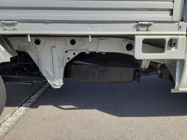 タウンエーストラック DX Xエディション 4WD 5速マニュアル車 エアコン パワステ 両席エアバッグ AMFMラジオ ライトレベライザー 車検R8年7月17日 走行25634キロ 取扱説明書(68枚目)