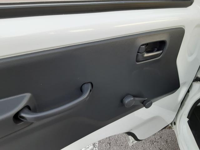 キャリイトラック ＫＣエアコン・パワステ農繁仕様　５速マニュアル車　農繁　エアコン　パワステ　４ＷＤ　デュアルカメラブレーキサポート　車線逸脱警報　デフロック　ＥＳＰ　荷台作業灯　あおりチェーン　ゲートプロテクター　車検Ｒ９年６月　走行１２０５５キロ（38枚目）