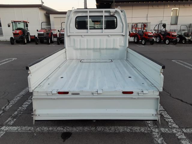 キャリイトラック ＫＣエアコン・パワステ農繁仕様　５速マニュアル車　農繁　エアコン　パワステ　４ＷＤ　デュアルカメラブレーキサポート　車線逸脱警報　デフロック　ＥＳＰ　荷台作業灯　あおりチェーン　ゲートプロテクター　車検Ｒ９年６月　走行１２０５５キロ（51枚目）