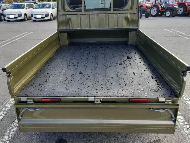 荷台 あおり後方を下げた状態