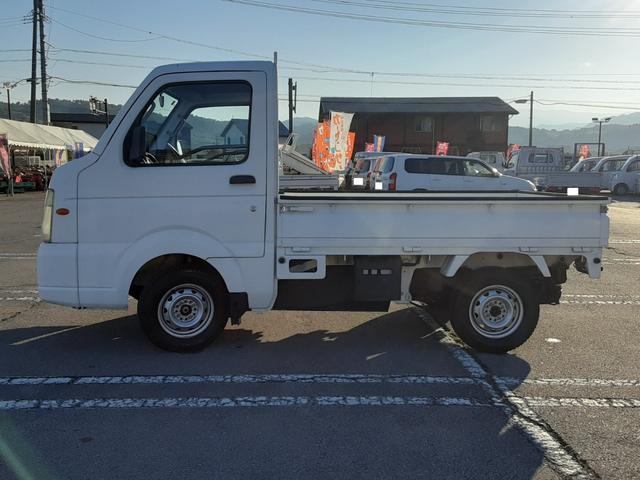 キャリイトラック FC 4WD 5速マニュアル車 エアコンなし パワステ ライトレベライザー ゲートプロテクター あおりチェーン 3方開 車検R9年4/30 走行22794キロ 整備記録簿 スタッドレスタイヤ ノーマルタイヤ(5枚目)