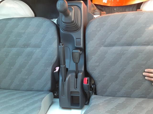 キャリイトラック FC 4WD 5速マニュアル車 エアコンなし パワステ ライトレベライザー ゲートプロテクター あおりチェーン 3方開 車検R9年4/30 走行22794キロ 整備記録簿 スタッドレスタイヤ ノーマルタイヤ(23枚目)