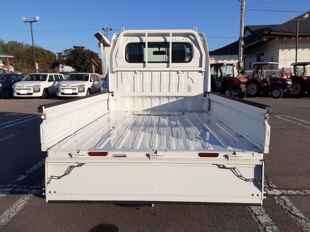 キャリイトラック FC 4WD 5速マニュアル車 エアコンなし パワステ ライトレベライザー ゲートプロテクター あおりチェーン 3方開 車検R9年4/30 走行22794キロ 整備記録簿 スタッドレスタイヤ ノーマルタイヤ(50枚目)