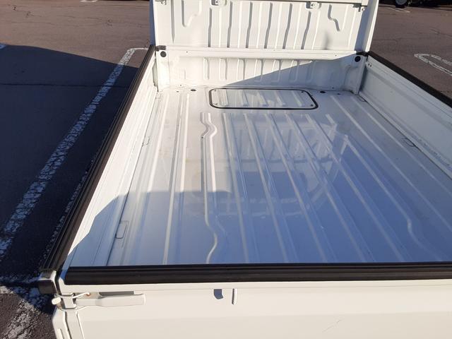 キャリイトラック FC 4WD 5速マニュアル車 エアコンなし パワステ ライトレベライザー ゲートプロテクター あおりチェーン 3方開 車検R9年4/30 走行22794キロ 整備記録簿 スタッドレスタイヤ ノーマルタイヤ(66枚目)