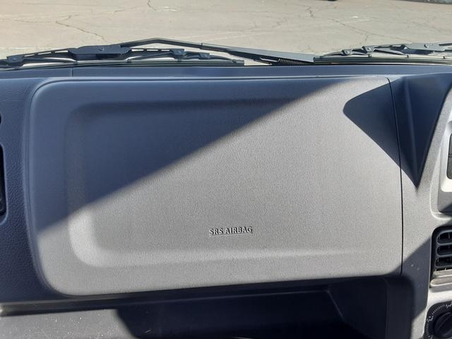 キャリイトラック ＫＸ　デュアルカメラブレーキサポート　４ＷＤ　５速マニュアル　エアコン　パワステ　車線逸脱警報　ＥＳＰ　フォグランプ　デフロック　ライトレベライザー　キーレス　車検整備付　走行２８０４９キロ　取扱説明書（25枚目）