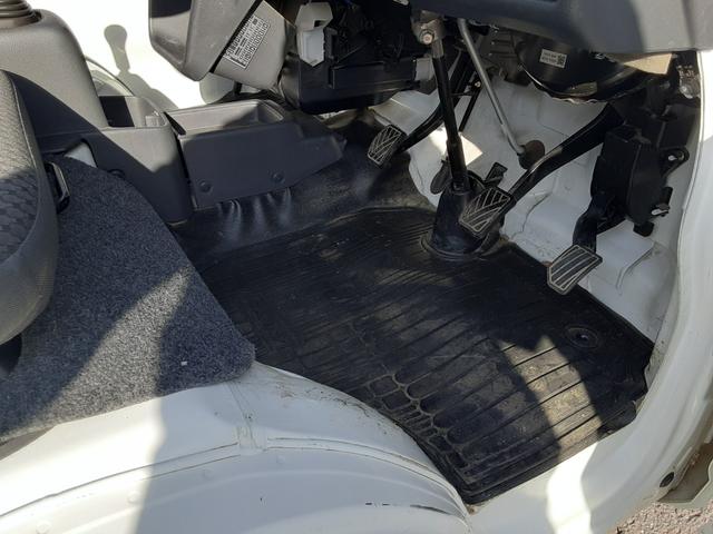 キャリイトラック ＫＸ　デュアルカメラブレーキサポート　４ＷＤ　５速マニュアル　エアコン　パワステ　車線逸脱警報　ＥＳＰ　フォグランプ　デフロック　ライトレベライザー　キーレス　車検整備付　走行２８０４９キロ　取扱説明書（32枚目）