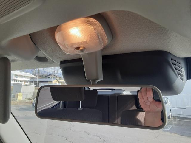 エブリイ 　４ＷＤ　４速オートマチック　エアコン　パワステ　パワーウィンドウ　デュアルカメラブレーキサポート　両席エアバッグ　キーレス　車検Ｒ８年１１月　走行２３０６７キロ　取扱説明書　メンテナンスノート（29枚目）