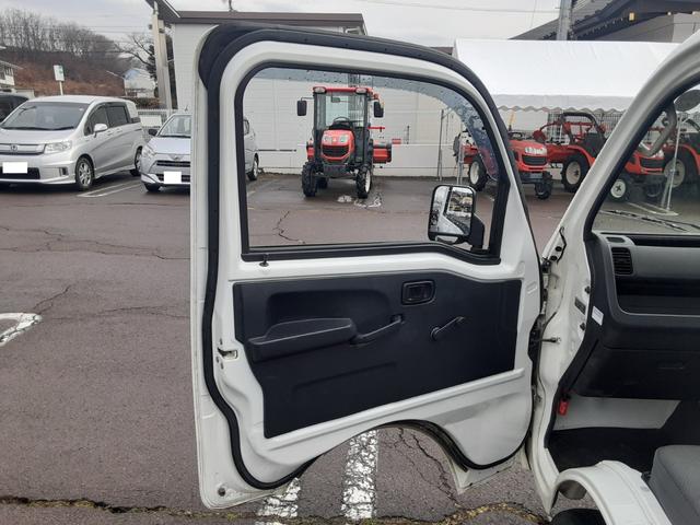 ハイゼットトラック スタンダード　４ＷＤ　４速オートマチック　エアコン　パワステ　ＡＭＦＭラジオ　運転席エアバッグ　ドアバイザー　ライトレベライザー　車検整備付　走行１２９２８ｋｍ（37枚目）