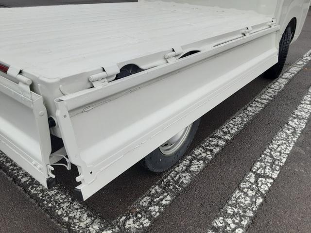 ハイゼットトラック スタンダード　４ＷＤ　４速オートマチック　エアコン　パワステ　ＡＭＦＭラジオ　運転席エアバッグ　ドアバイザー　ライトレベライザー　車検整備付　走行１２９２８ｋｍ（60枚目）