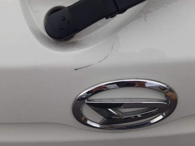 ハイゼットトラック スタンダード　４ＷＤ　４速オートマチック　エアコン　パワステ　ＡＭＦＭラジオ　運転席エアバッグ　ドアバイザー　ライトレベライザー　車検整備付　走行１２９２８ｋｍ（75枚目）