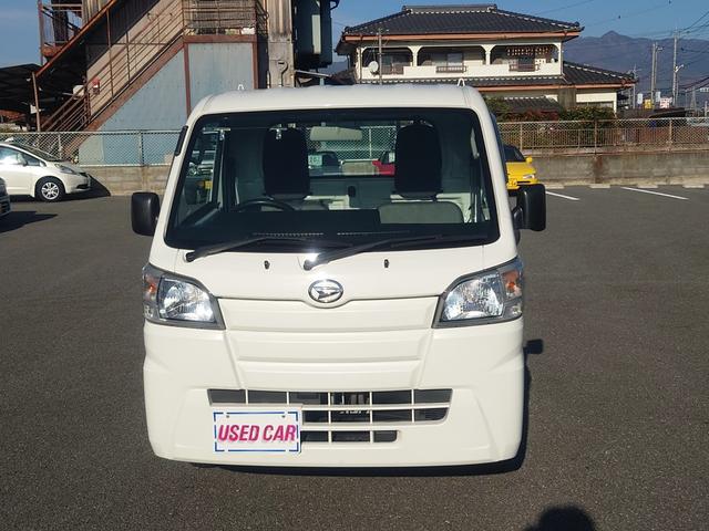 ハイゼットトラック スタンダード　４ＷＤ　４速オートマ　マニュアルエアコン　エアバッグ　パワステ　ＡＢＳ（2枚目）