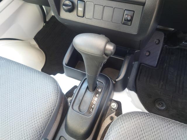 ハイゼットトラック スタンダード　４ＷＤ　４速オートマ　マニュアルエアコン　エアバッグ　パワステ　ＡＢＳ（11枚目）