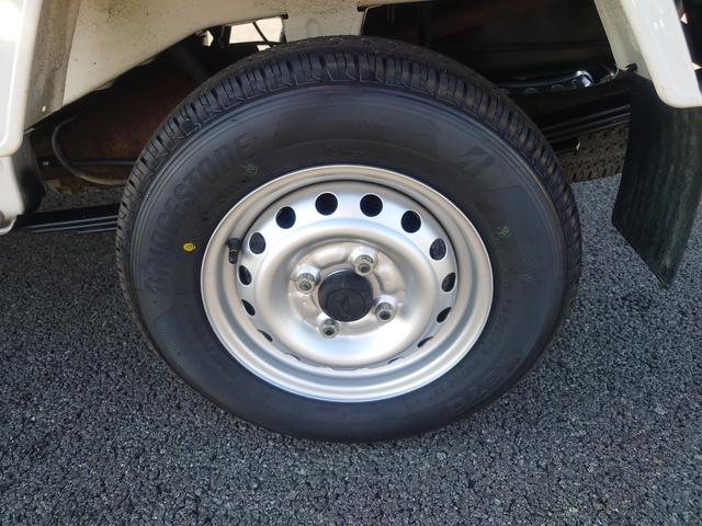 ハイゼットトラック スタンダード　４ＷＤ　４速オートマ　マニュアルエアコン　エアバッグ　パワステ　ＡＢＳ（19枚目）