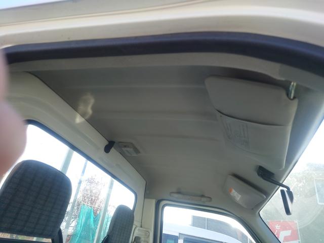 アクティトラック SDX 4WD 5速マニュアル エアコン無し ラジオチューナー パワステ ダブルエアバッグ 荷台マット ゲートプロテクター(12枚目)