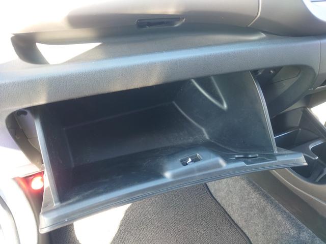 フィット Ｇ　２ＷＤ　ＣＶＴ　キーレス　マニュアルエアコン　イモビライザー　エアバッグ　ＡＢＳ　ＣＤチューナー　ウィンカードアミラー（34枚目）