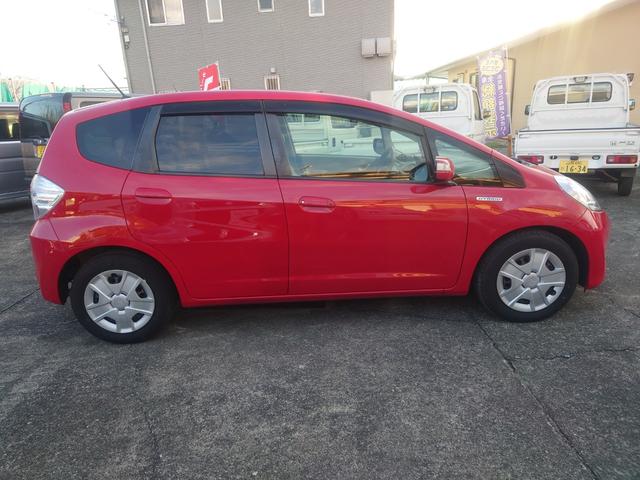 フィットハイブリッド スマートセレクション ハイブリッド 純正ナビ フルオートエアコン VSA バックカメラ ETC スマートキー バックカメラ クルーズコントロール(4枚目)