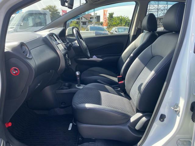 ノート メダリスト 1年保証付き ユーザー買取車 純正ナビ アラウンドビューモニター 社外17インチアルミ ETC オートエアコン スマートキー ドライブレコーダー プッシュスタート ワンオーナー 取保 スペアキー(12枚目)