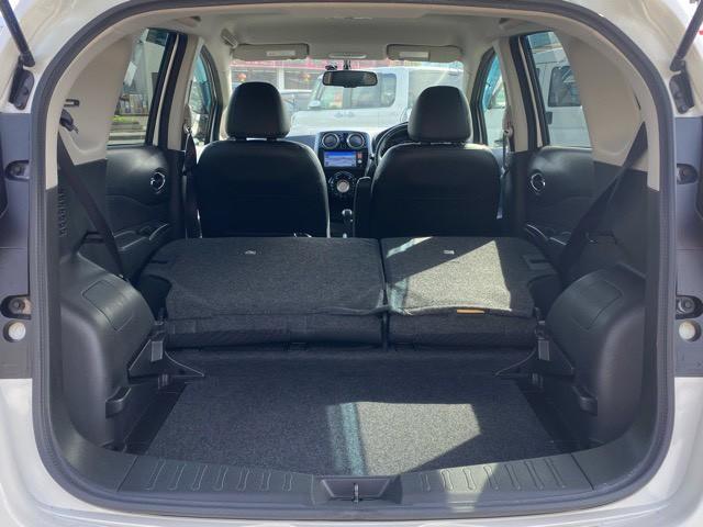 ノート メダリスト 1年保証付き ユーザー買取車 純正ナビ アラウンドビューモニター 社外17インチアルミ ETC オートエアコン スマートキー ドライブレコーダー プッシュスタート ワンオーナー 取保 スペアキー(16枚目)