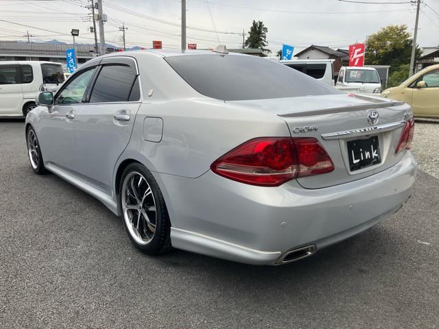 クラウン 2.5アスリート ナビパッケージ ユーザー買取車 メーカー純正ナビ フルセグTV Bluetooth バックモニター サイドモニター 社外18インチアルミ オートエアコン ETC パワーシート シートヒーター 取保 スペアキー(8枚目)