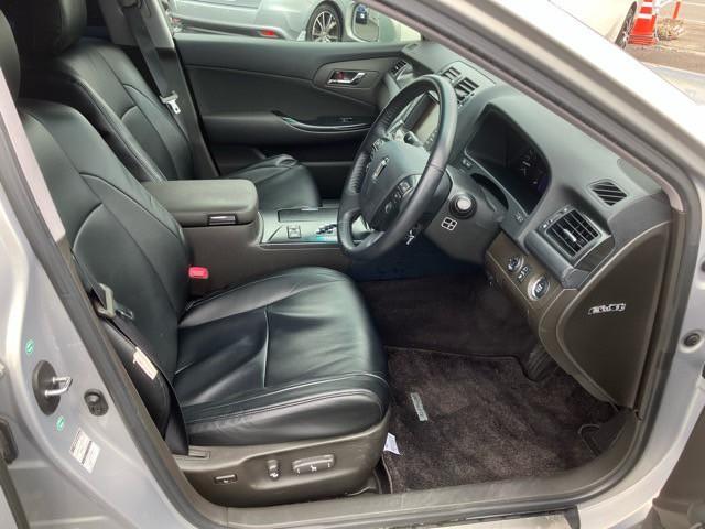 クラウン 2.5アスリート ナビパッケージ ユーザー買取車 メーカー純正ナビ フルセグTV Bluetooth バックモニター サイドモニター 社外18インチアルミ オートエアコン ETC パワーシート シートヒーター 取保 スペアキー(12枚目)