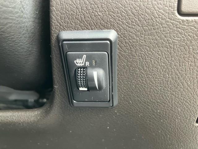 クラウン 2.5アスリート ナビパッケージ ユーザー買取車 メーカー純正ナビ フルセグTV Bluetooth バックモニター サイドモニター 社外18インチアルミ オートエアコン ETC パワーシート シートヒーター 取保 スペアキー(35枚目)