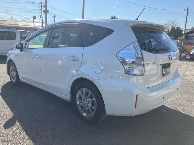 プリウスアルファ Ｇ　チューン　ブラック　１年保証付き　ユーザー買取車　純正ナビ（ＮＳＺＴ－Ｗ６２Ｇ）　フルセグＴＶ　バックモニター　Ｂｌｕｅｔｏｏｔｈ　ハーフレザー　純正１６インチアルミ　ＥＴＣ　ＬＥＤヘッドライト　コーナーセンサー　保証書（7枚目）