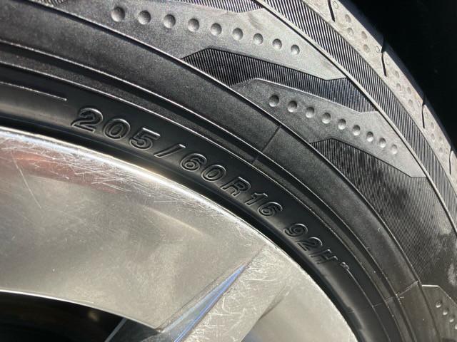 プリウスアルファ Ｇ　チューン　ブラック　１年保証付き　ユーザー買取車　純正ナビ（ＮＳＺＴ－Ｗ６２Ｇ）　フルセグＴＶ　バックモニター　Ｂｌｕｅｔｏｏｔｈ　ハーフレザー　純正１６インチアルミ　ＥＴＣ　ＬＥＤヘッドライト　コーナーセンサー　保証書（37枚目）