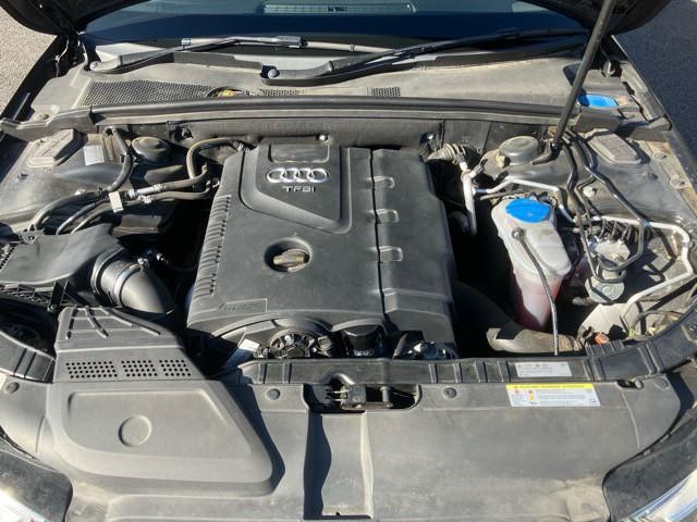 Ａ４ ２．０ＴＦＳＩ　Ｓラインパッケージ　ユーザー買取車　メーカーナビ　バックモニター　フルセグＴＶ　Ｂｌｕｅｔｏｏｔｈ　純正１８インチアルミ　ＨＩＤヘッドライト　パワーシート　シートヒーター　ハーフレザー　取保　スペアキ（35枚目）