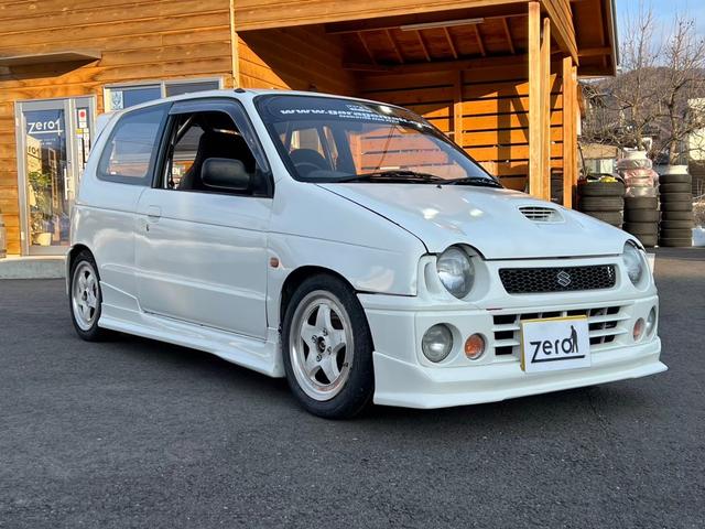 ＲＳ／Ｚ　エキマニ・ＨＴ－０７タービン・ＨＫＳ製Ｆ－ＣＯＮ　ＶＰｒｏ・ＧＲｅｄｄｙ・Ｊａｗｓ山本製クイックシフト・バケットシート(2枚目)