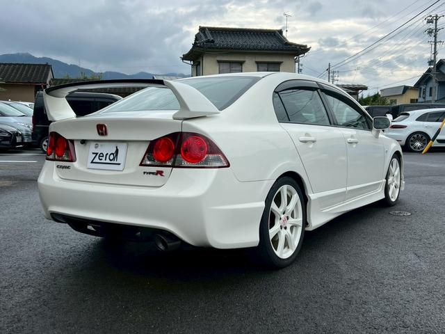 シビック タイプＲ　２オーナー車・無限リップ・モデューロ足回り・新品タイヤ・スタッドレスアルミ付・新車外し純正足回り付（4枚目）