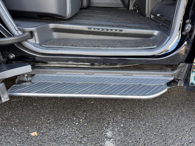 アルファード Ｚ　ワンオーナー　禁煙車　ムーンルーフ　ユニバーサルステップ　デジタルインナーミラー（23枚目）