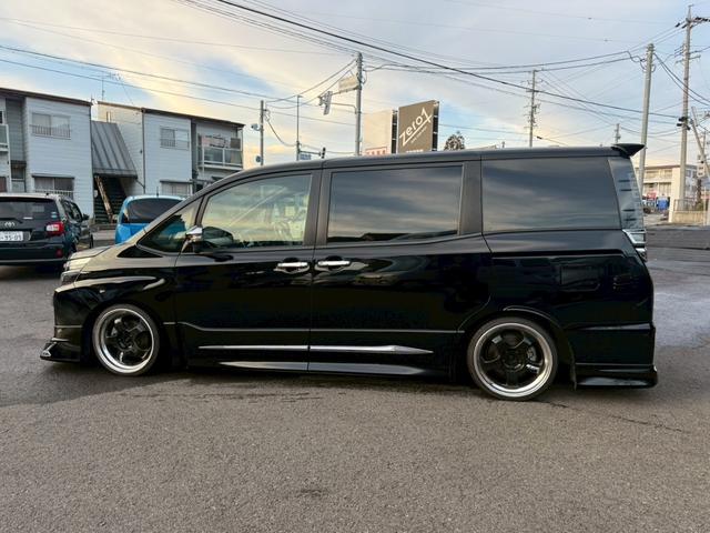 ヴォクシー ＺＳ　煌ＩＩＩ　モデリスタエアロ禁煙車アルパインＢＩＧＸ１０インチナビＷＯＲＫホイールテイン車高調（7枚目）