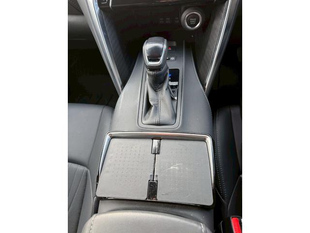 ハリアー Z ワンオーナー 禁煙車 モデリスタエアロ JBL デジタルインナーミラー(17枚目)
