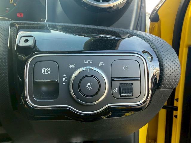 Ａクラス Ａ４５　Ｓ　４マチック＋　エディション１　２００限定車　マットグレーラッピング　点検記録簿　禁煙車（18枚目）