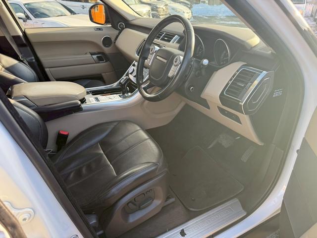 レンジローバースポーツ HSE ブラックアウト化 スライディングパノラマルーフ シートヒータークーラー Meridianサウンド(11枚目)