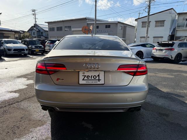 ���O���[���R���\�ƂȂ��Ă���܂��I