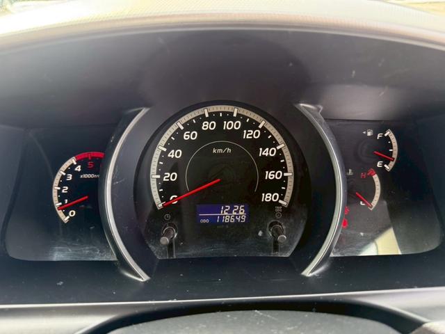 ハイエースバン 　４型フェイス　モデリスタリップ　バッドフェイス　６型リアバンパー＆テール　マッドブラックＬＥＤヘッドライト＆グリル　タイミングベルト交換済み（10枚目）