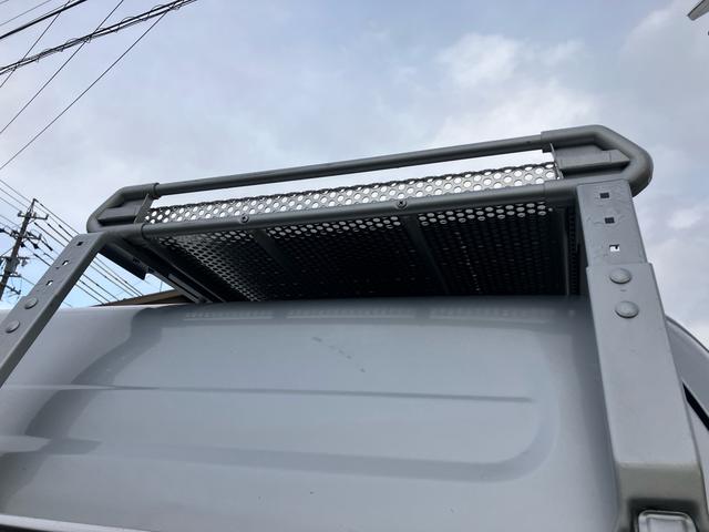キャラバン 　キャンピングカー　８人乗り　車検整備付　ソーラーパネル　ナビ　バックカメラ　ＴＶ　ＥＴＣ　キーレス　スライドドア（手動）　ＬＥＤヘッドライト　フロントフォグランプ　スタッドレスタイヤ＆アルミホイール有（29枚目）