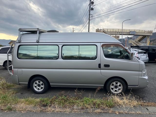 キャラバン 　キャンピングカー　８人乗り　車検整備付　ソーラーパネル　ナビ　バックカメラ　ＴＶ　ＥＴＣ　キーレス　スライドドア（手動）　ＬＥＤヘッドライト　フロントフォグランプ　スタッドレスタイヤ＆アルミホイール有（30枚目）