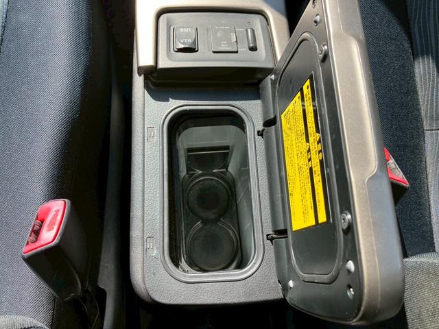 ノア Si 4WD ナビ TV バックカメラ フリップダウンモニター 両側電動スライドドア ドリンククーラー、ヒーター付き(20枚目)