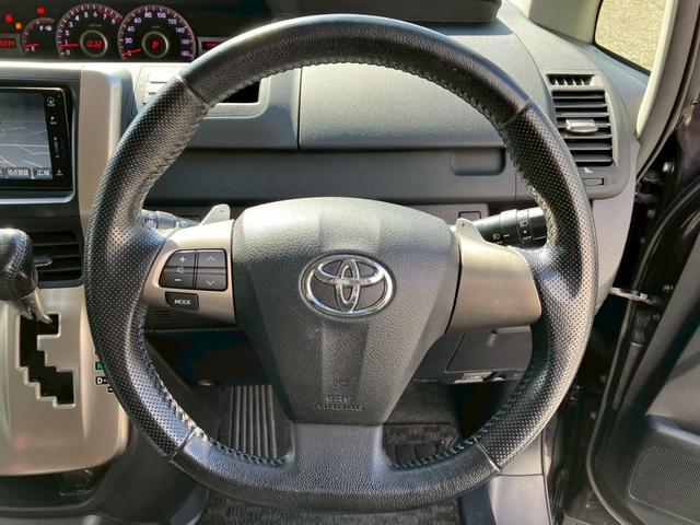 ノア Si 4WD ナビ TV バックカメラ フリップダウンモニター 両側電動スライドドア ドリンククーラー、ヒーター付き(22枚目)