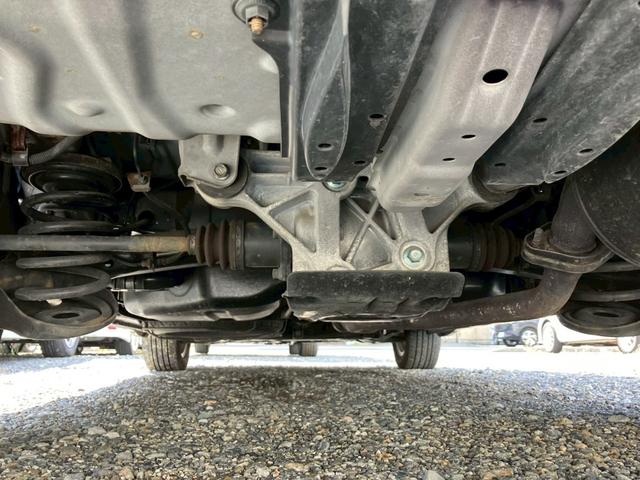 ノア Si 4WD ナビ TV バックカメラ フリップダウンモニター 両側電動スライドドア ドリンククーラー、ヒーター付き(27枚目)