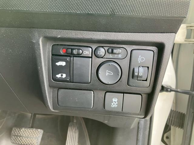 フリードスパイク Ｇ　ジャストセレクション　左電動スライドドア　純正ナビ　ＴＶ　バックカメラ　ＥＴＣ（17枚目）